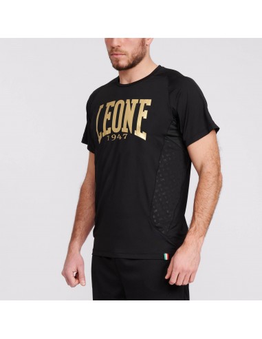 Migliora il tuo stile di allenamento con la T-shirt DNA di Leone 1947