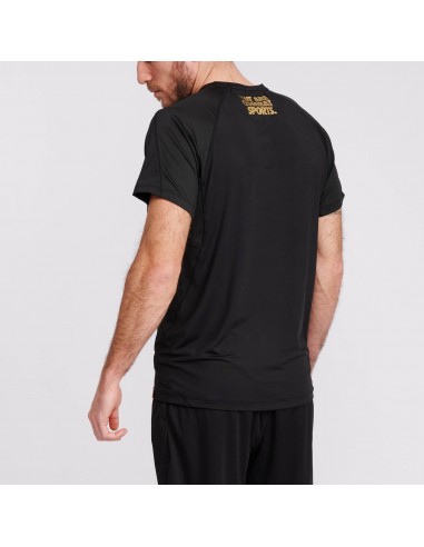 Migliora il tuo stile di allenamento con la T-shirt DNA di Leone 1947