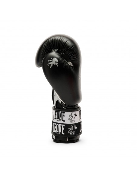 Il tuo compagno di allenamento ideale: i guantoni da boxe Leone Iconic