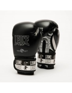 Découvrir maintenant les gants de boxe pour enfants Leone Iconic
