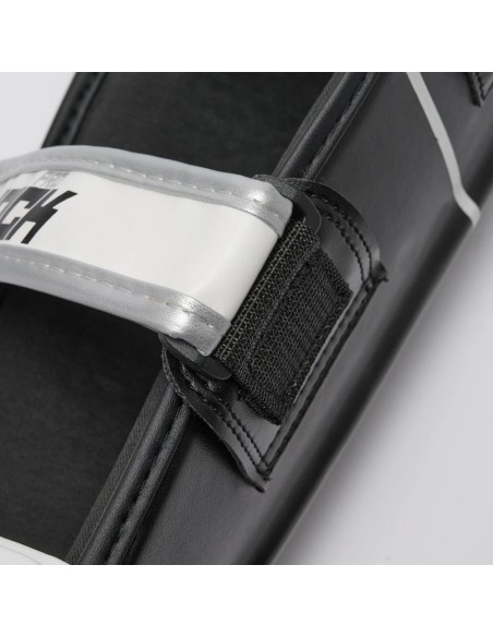 Shin guard Shock Pro - Leone1947 buy here at Vikingstore