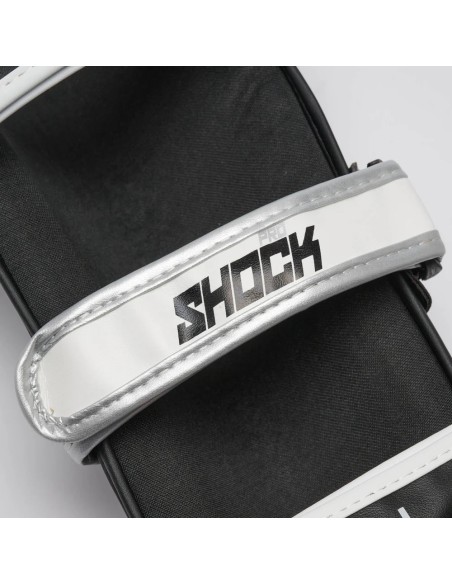 Shin guard Shock Pro - Leone1947 buy here at Vikingstore