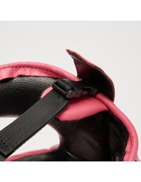 Maximum safety in the ring: the Nerone Classico helmet with nose clip