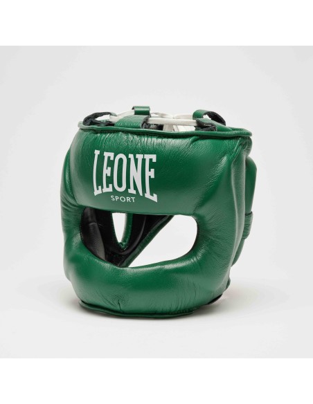 Maximum safety in the ring: the Nerone Classico helmet with nose clip