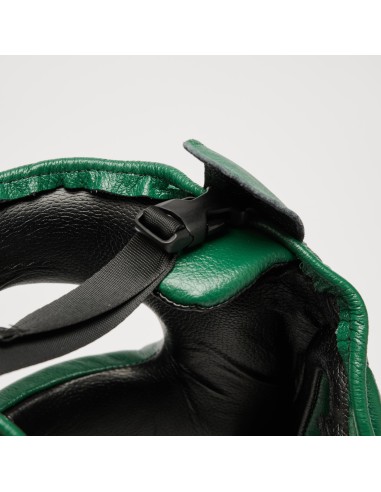 Maximum safety in the ring: the Nerone Classico helmet with nose clip