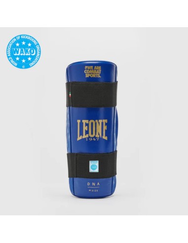 Achetez des protège-tibias DNA WAKO chez Leone