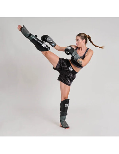 Leone WAKO Brustschutz AB993 | Damen Kickboxen