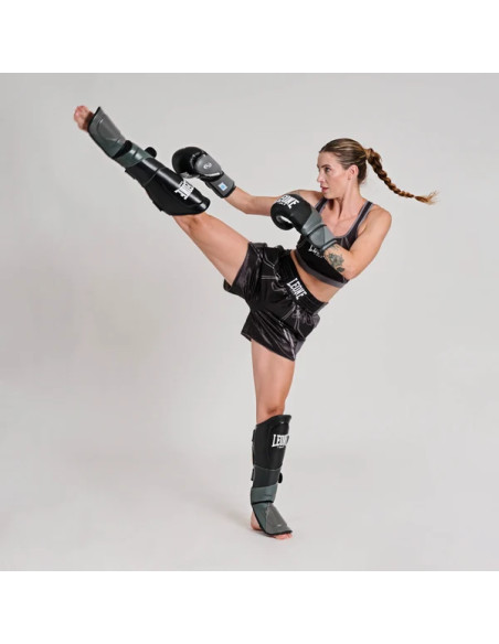 Leone WAKO Brustschutz AB993 | Damen Kickboxen