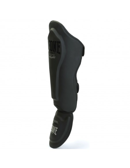 Shin guard Black Edition - Leone buy in Swiss online shop