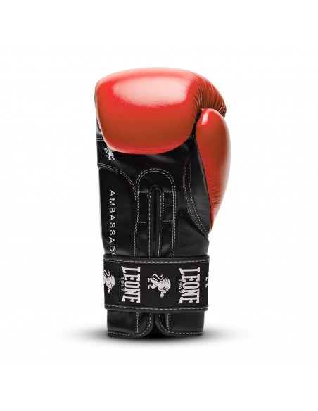 Gants de boxe rouges Leone Ambassador GN207 : ton nouveau partenaire sur le ring !